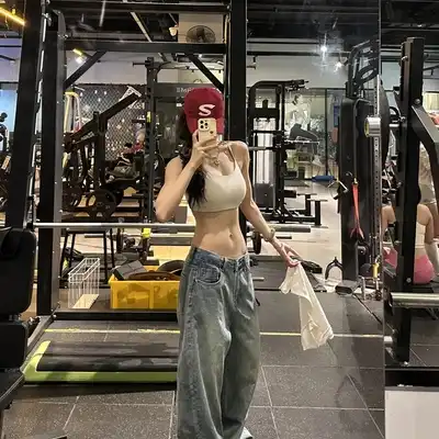 于建
